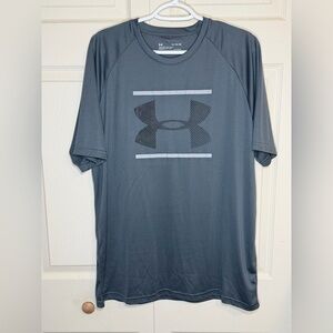 Sold*Under Armour Men's XL Gray Short Sleeve T-shirt